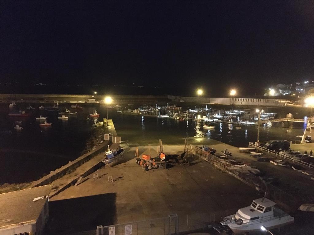 Apartamento Vista Al Puerto De Finisterre Esterno foto